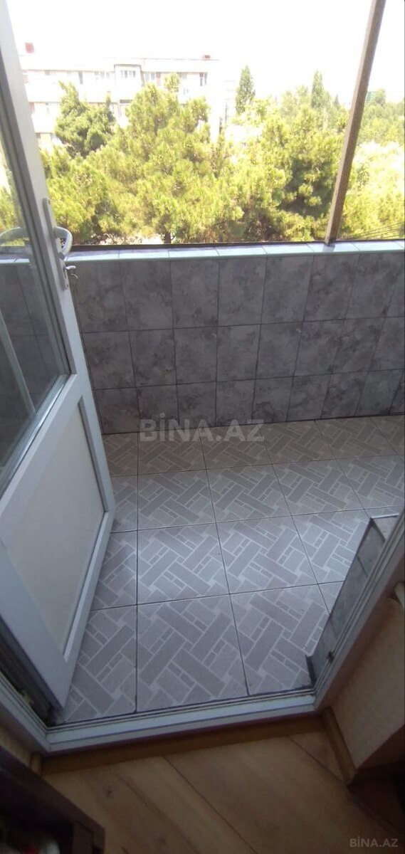 3 otaqlı Köhnə tikili, 7-ci mikrorayon q., Bakı