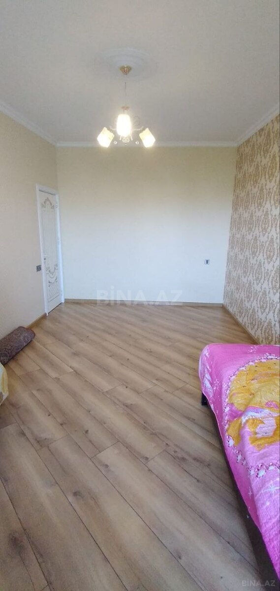 3 otaqlı Köhnə tikili, 7-ci mikrorayon q., Bakı