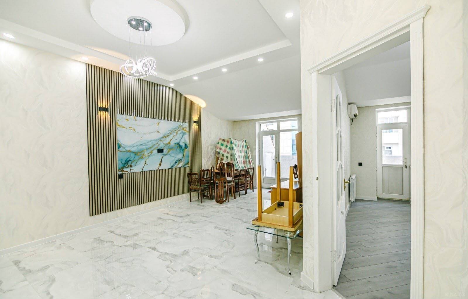 3 otaqlı Yeni tikili, Nizami m., Bakı