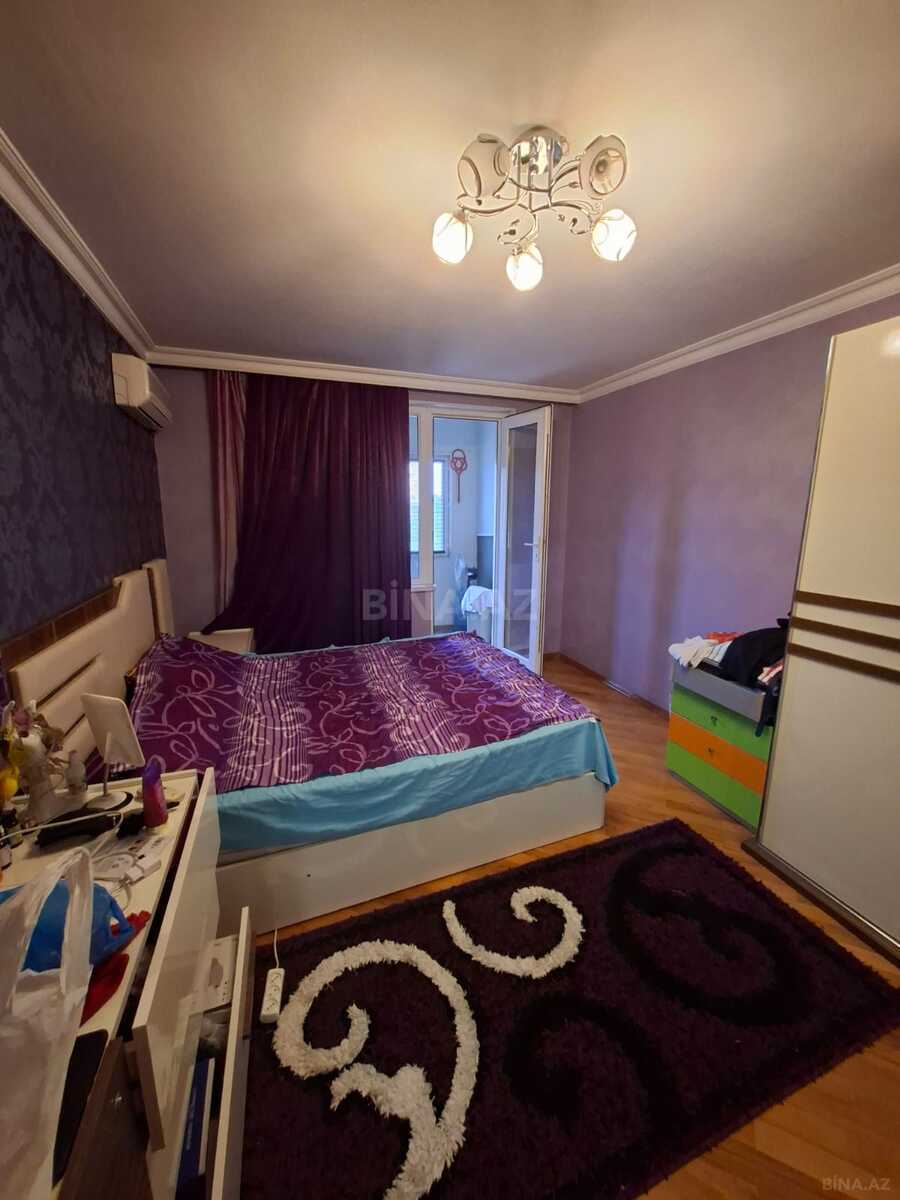 3 otaqlı Köhnə tikili, Neftçilər m., Bakı