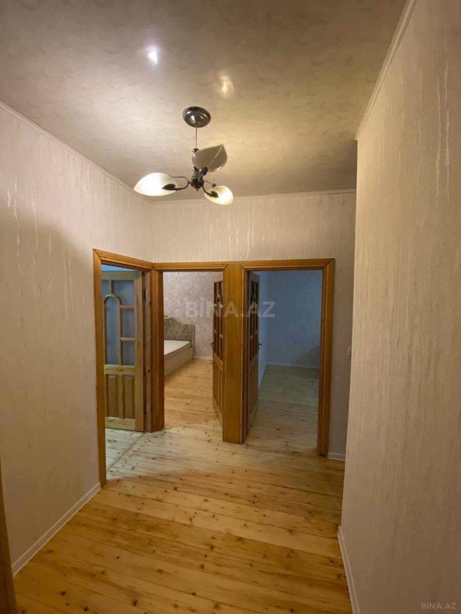 3 otaqlı Köhnə tikili, Qaraçuxur q., Bakı