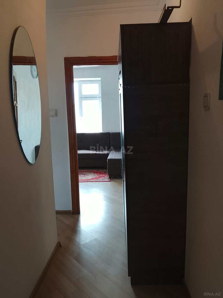 1 otaqlı Köhnə tikili, İnşaatçılar m., Bakı