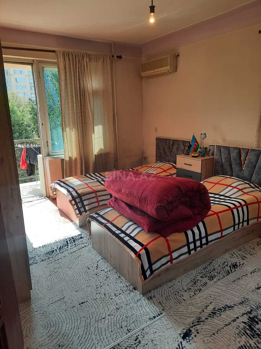 1 otaqlı Köhnə tikili, Bakıxanov q., Bakı