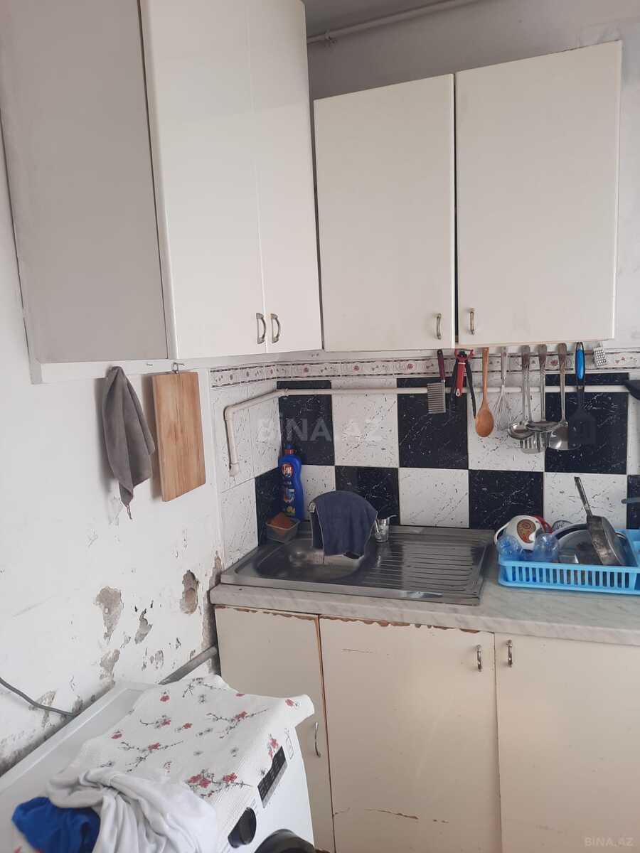 1 otaqlı Köhnə tikili, Bakıxanov q., Bakı