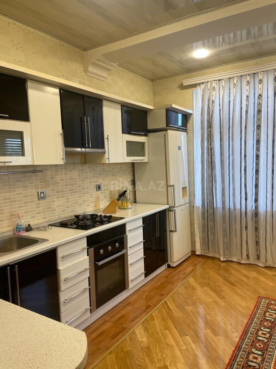 3 otaqlı Yeni tikili, 28 May m., Bakı