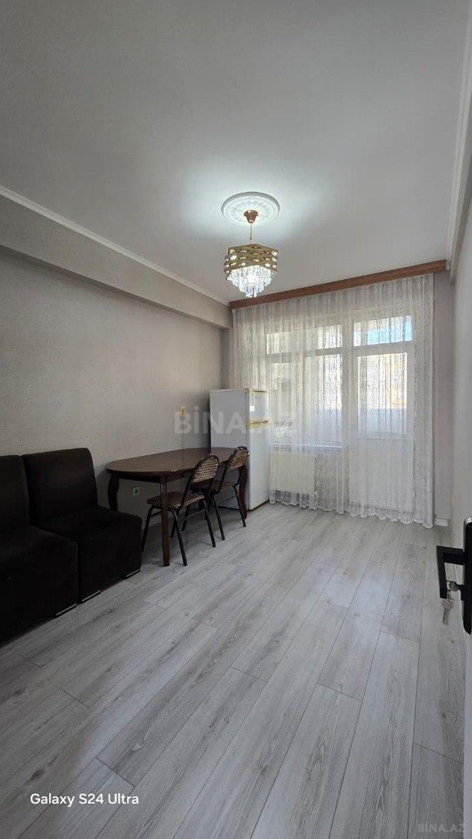 2 otaqlı Yeni tikili, Xırdalan