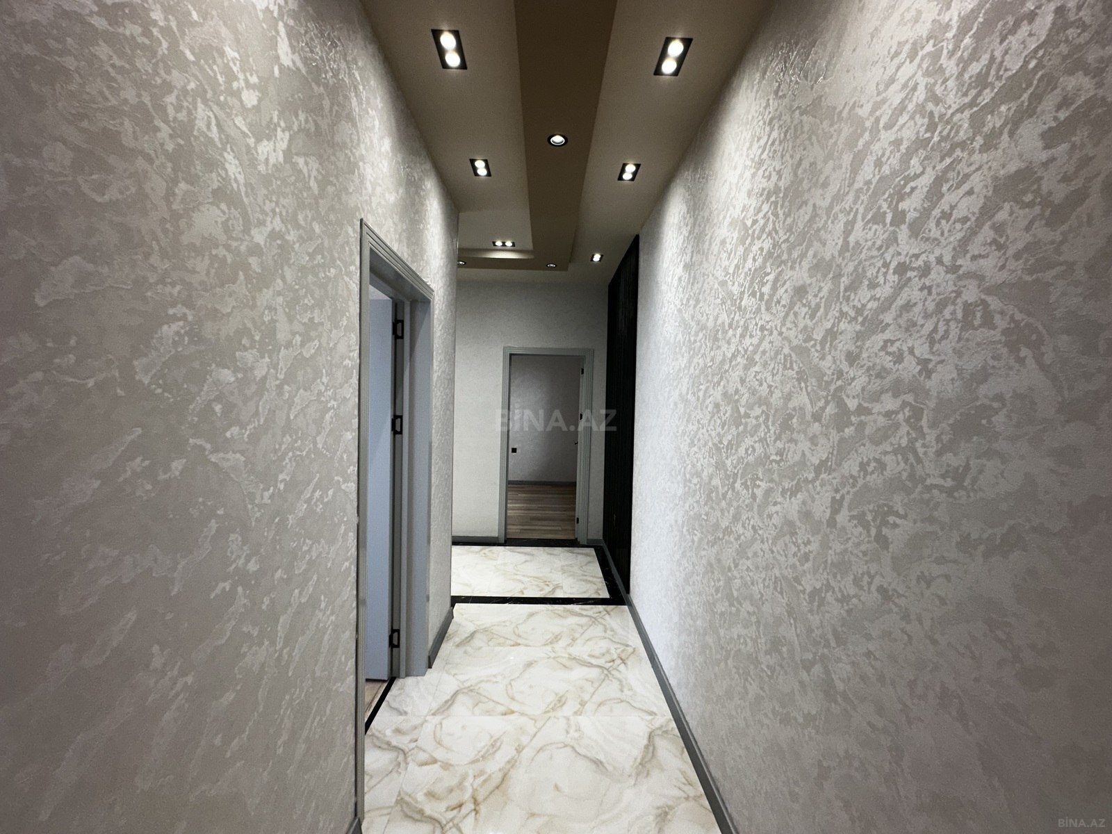4 otaqlı Həyət evi/Bağ evi, Şüvəlan q., Bakı