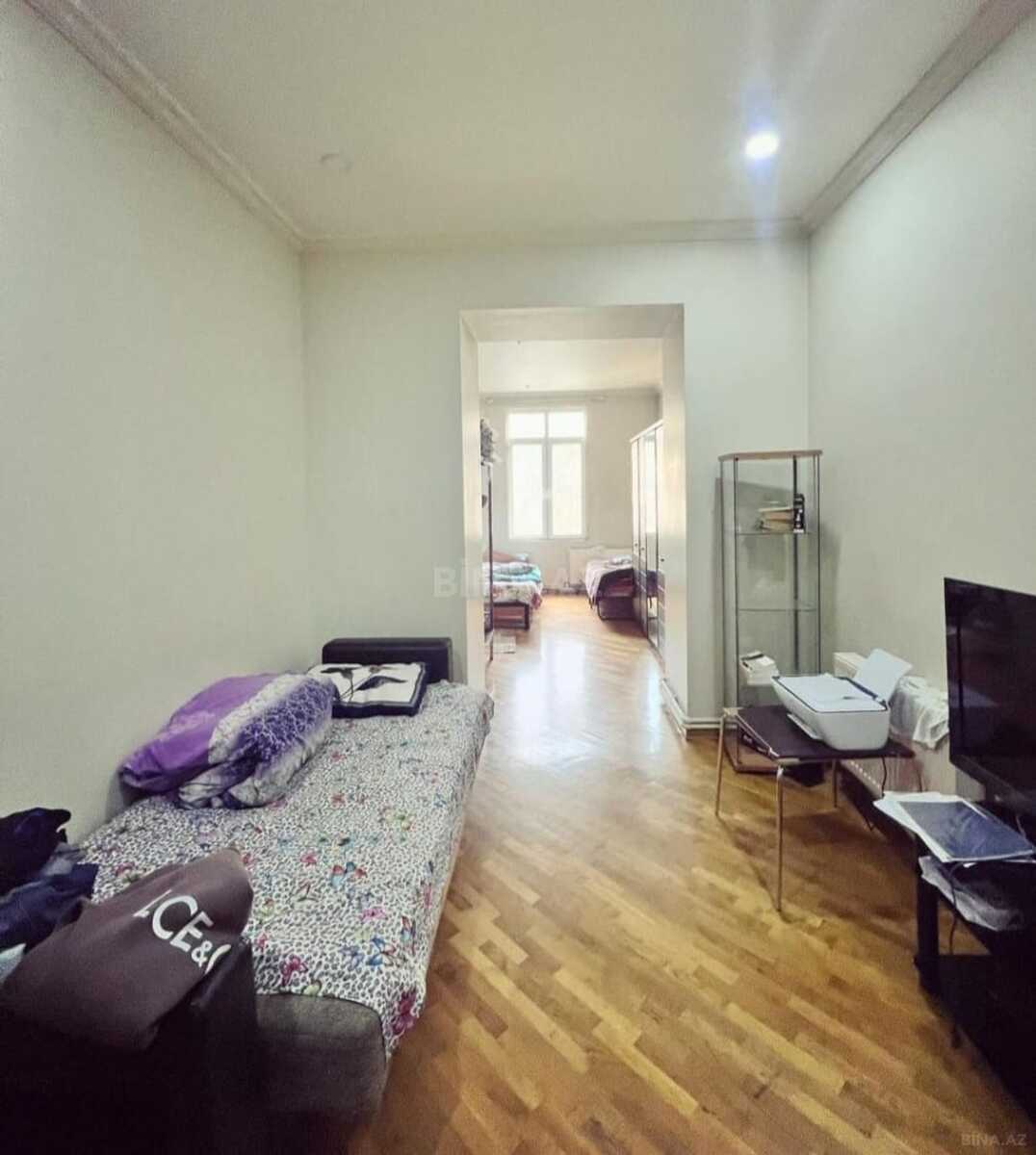 1 otaqlı Köhnə tikili, 28 May m., Bakı