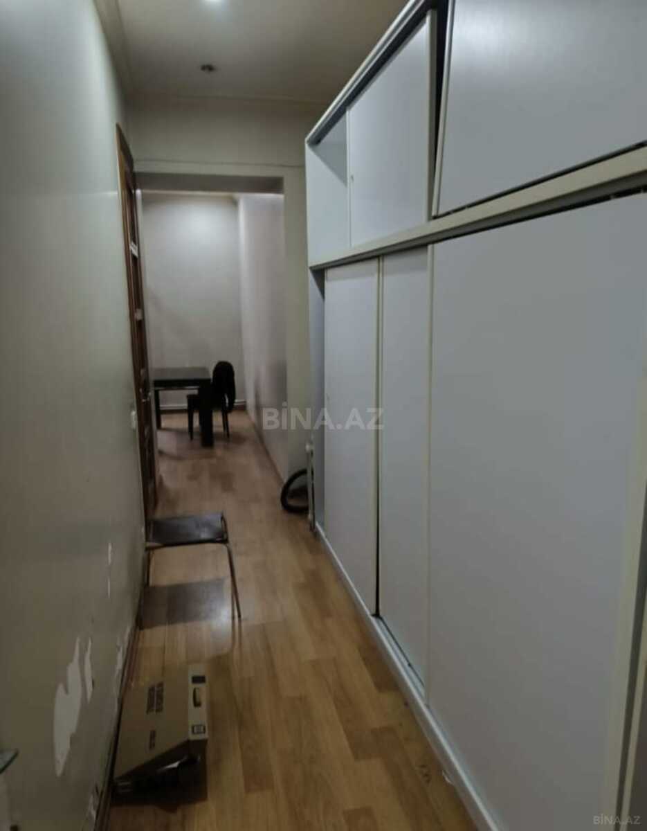 1 otaqlı Köhnə tikili, 28 May m., Bakı