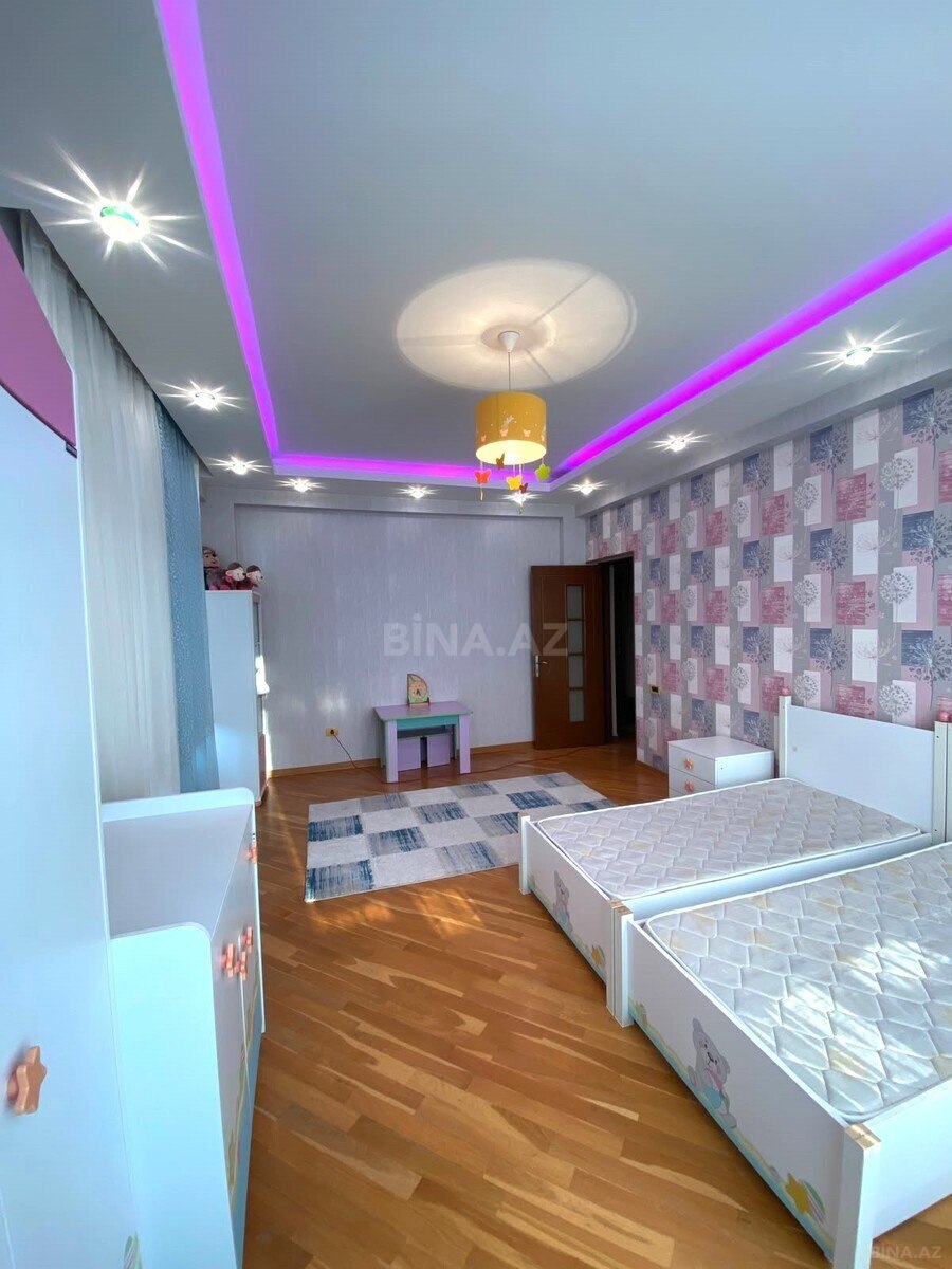 3 otaqlı Yeni tikili, Neftçilər m., Bakı