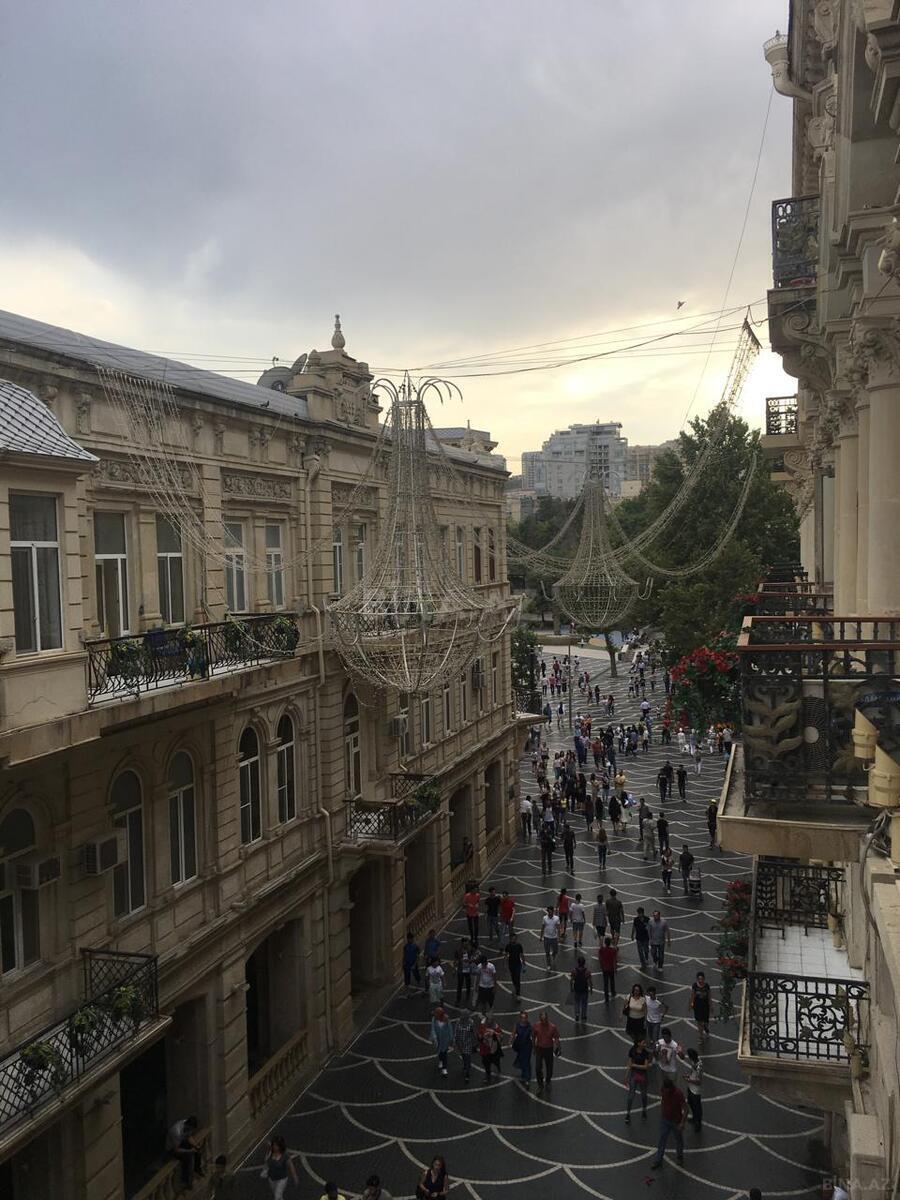 1 otaqlı Köhnə tikili, Sahil m., Bakı