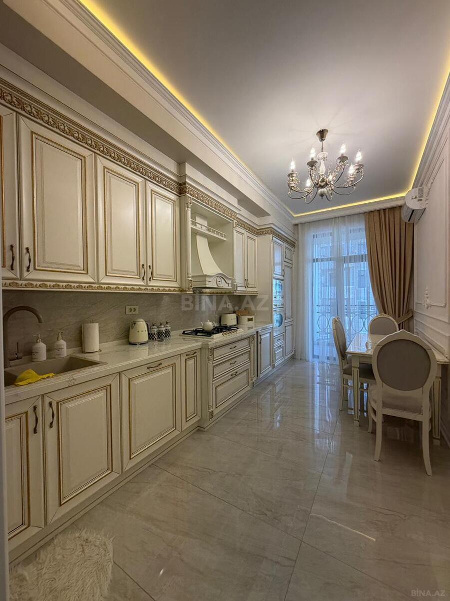 3 otaqlı Yeni tikili, 28 May m., Bakı