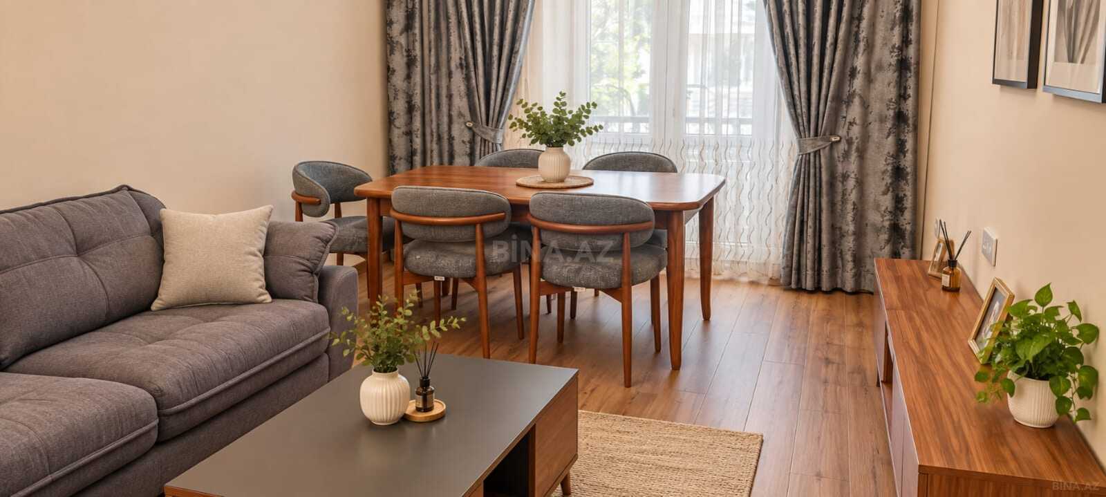 4 otaqlı Köhnə tikili, Nizami m., Bakı