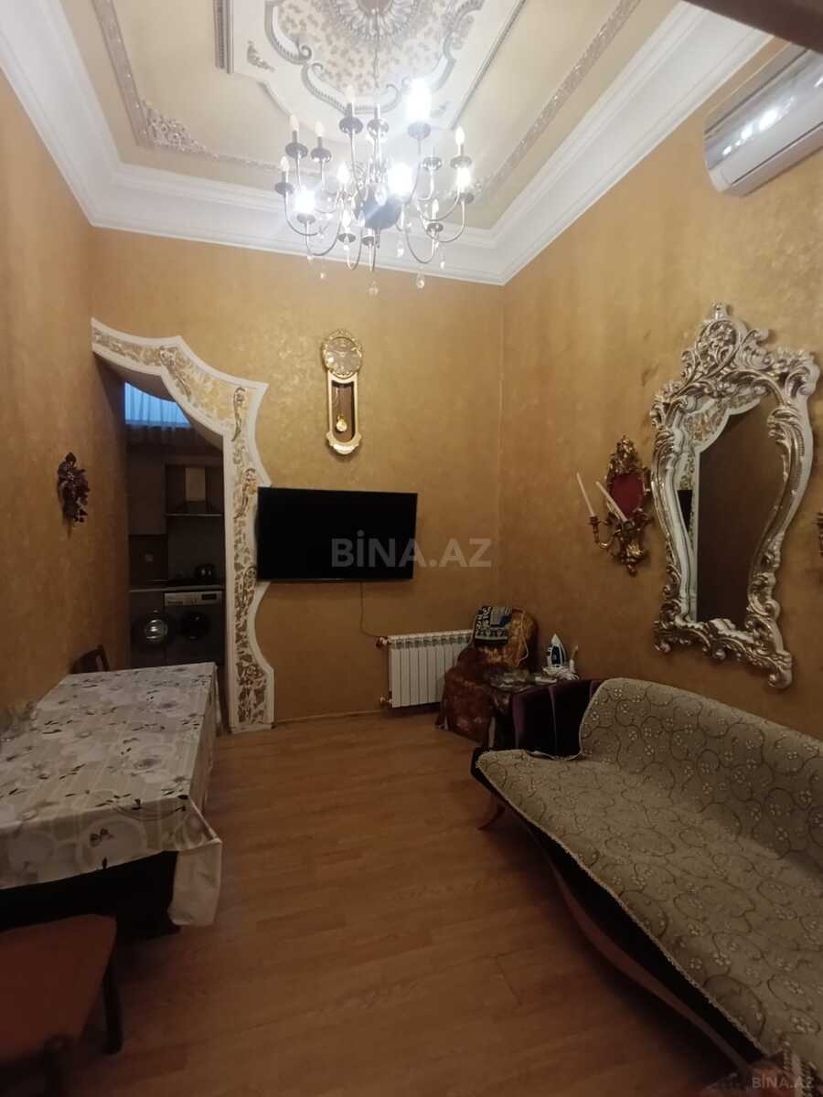 3 otaqlı Köhnə tikili, Sahil m., Bakı