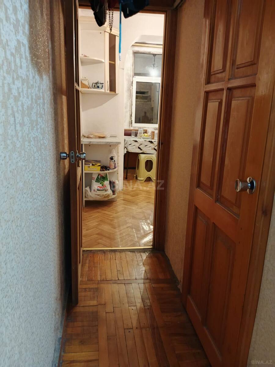 2 otaqlı Köhnə tikili, Elmlər Akademiyası m., Bakı