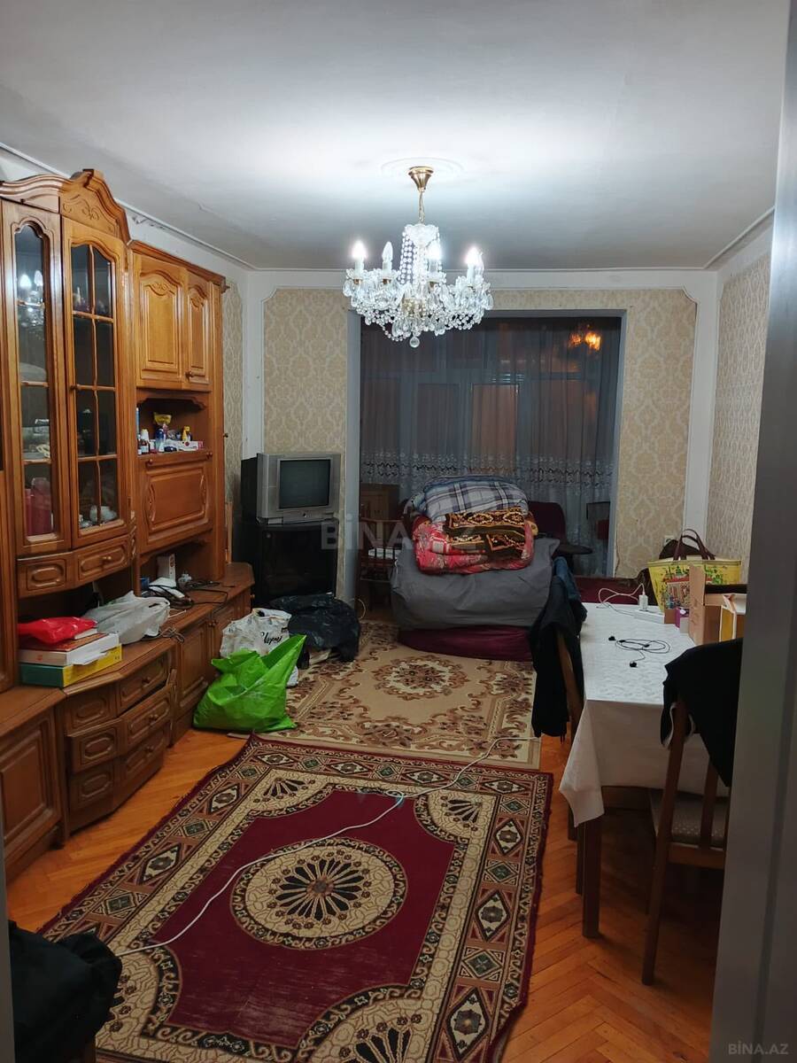2 otaqlı Köhnə tikili, Elmlər Akademiyası m., Bakı