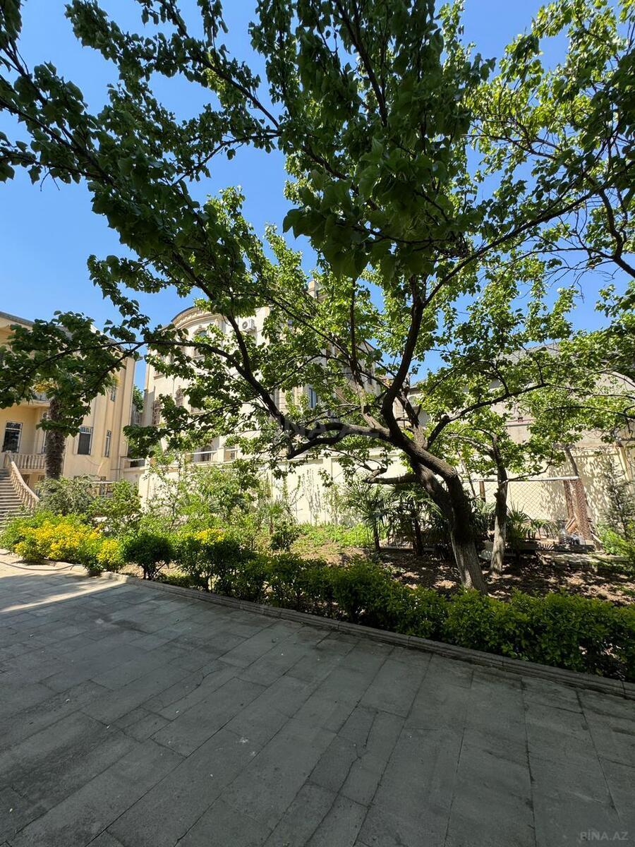 9 otaqlı Həyət evi/Bağ evi, Azadlıq Prospekti m., Bakı