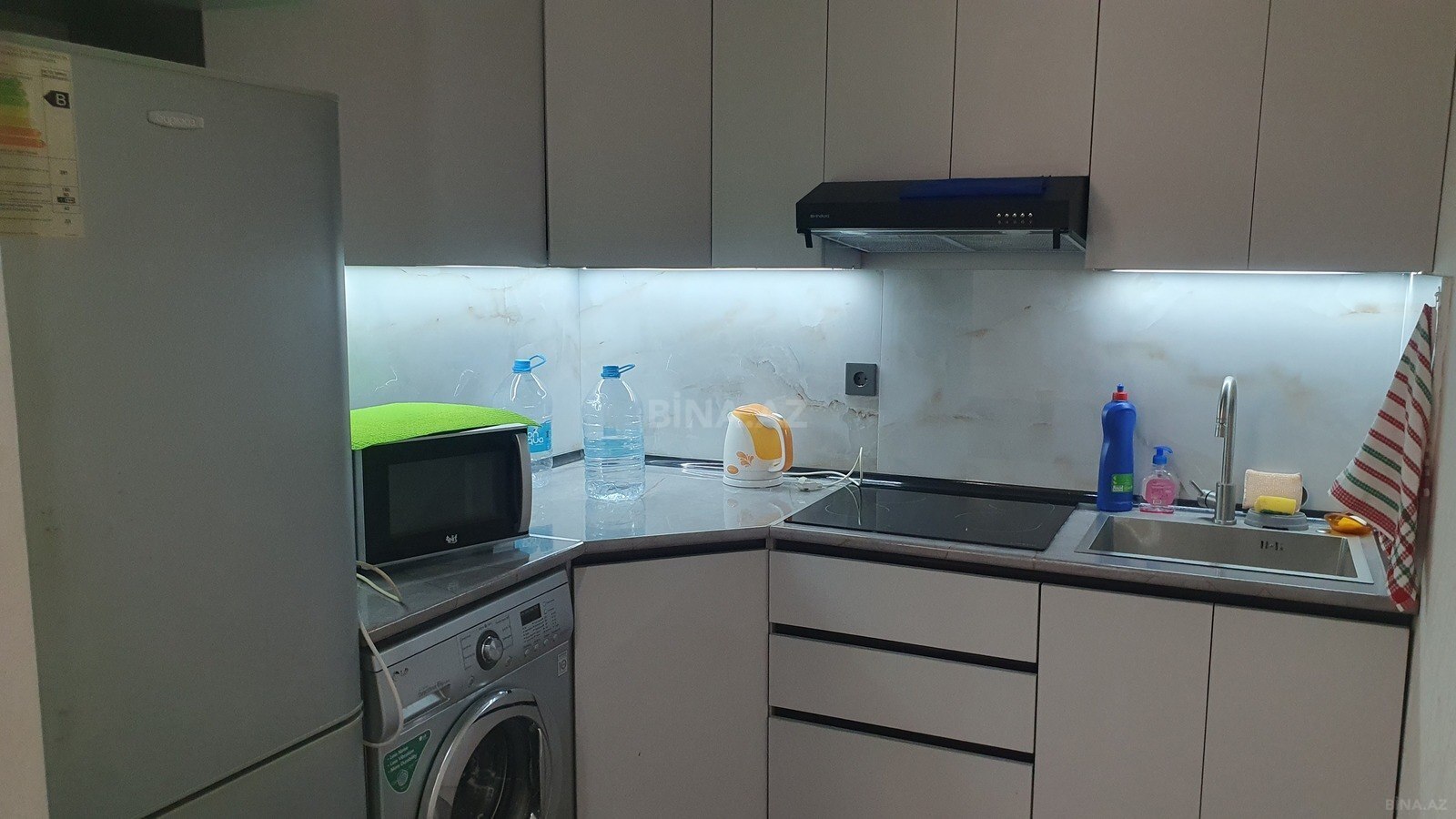 2 otaqlı Yeni tikili, İnşaatçılar m., Bakı