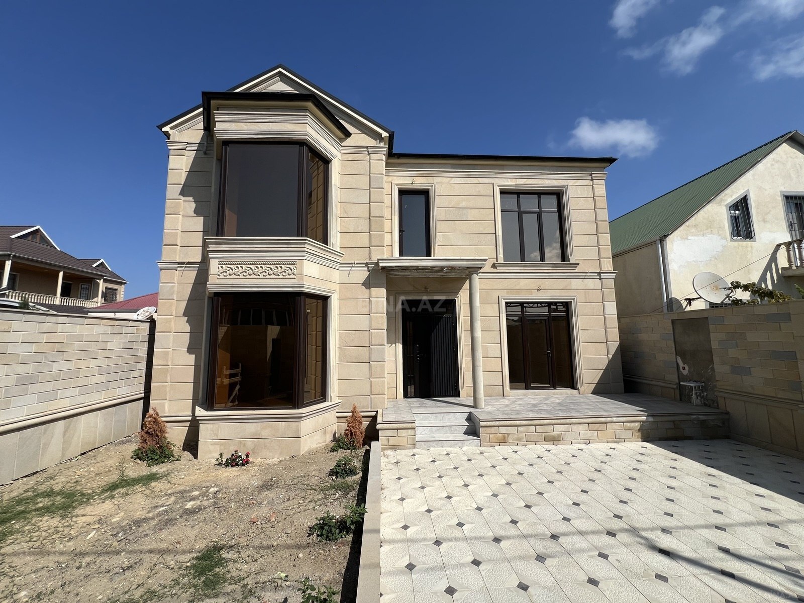 6 otaqlı, 220.0 m², Biləcəri