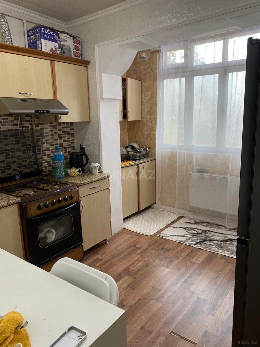 2 otaqlı Köhnə tikili, Həzi Aslanov q., Bakı