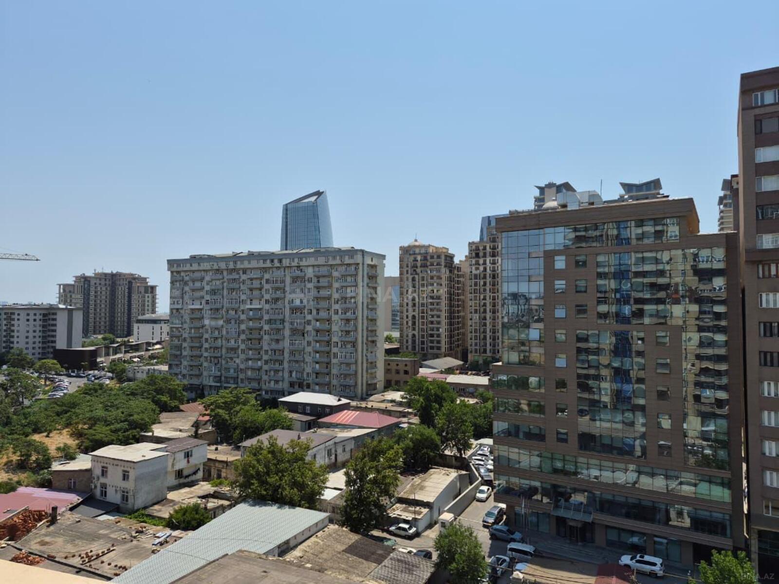 3 otaqlı Yeni tikili, 28 May m., Bakı