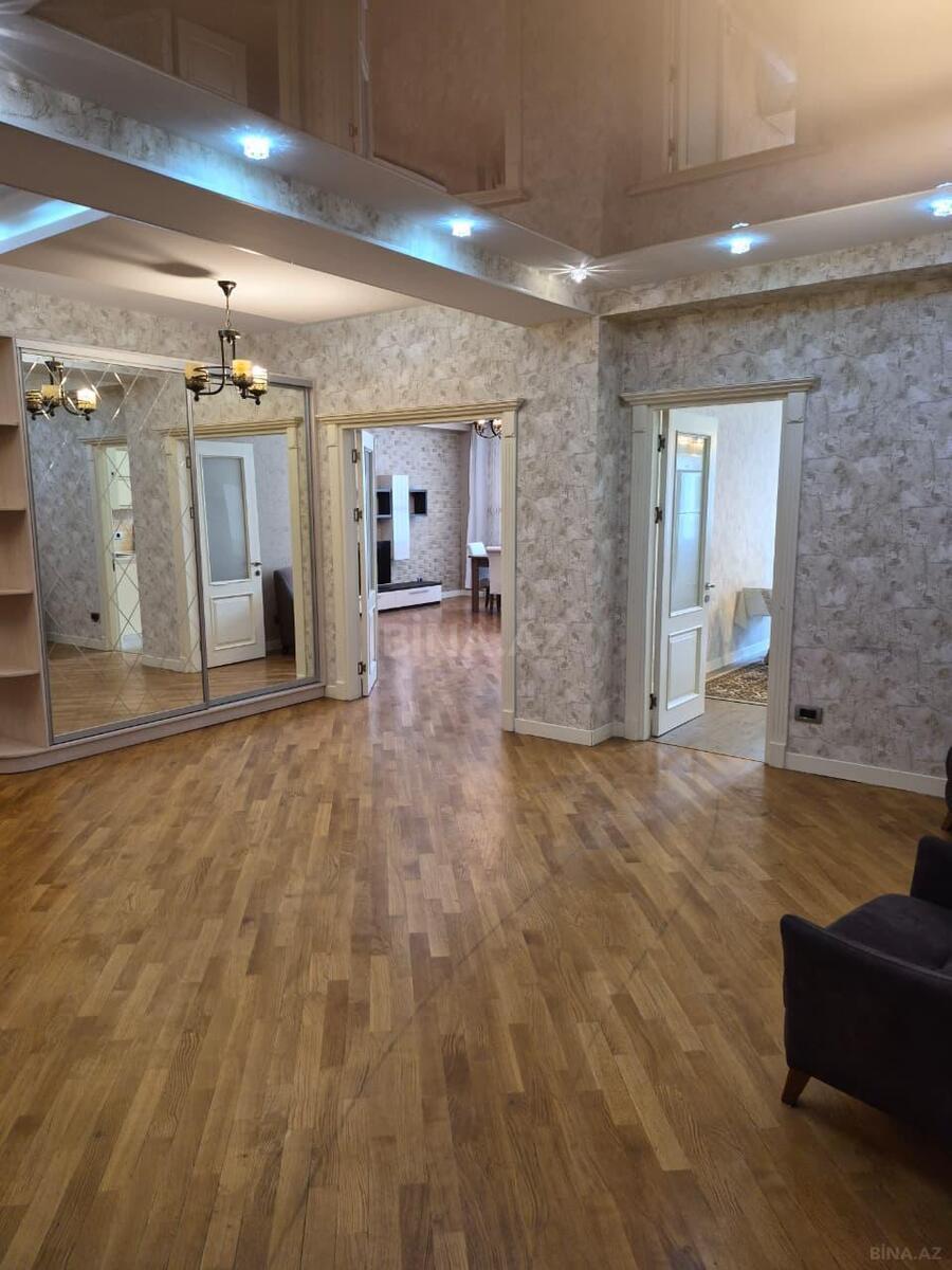 3 otaqlı Yeni tikili, 28 May m., Bakı