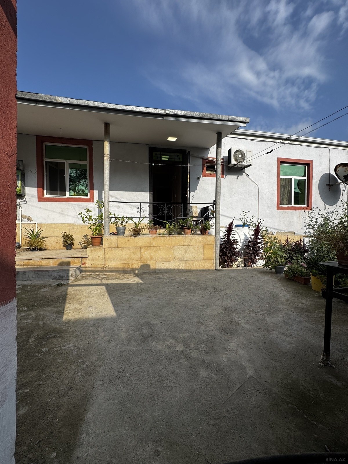 3 otaqlı, 100.0 m², Binə