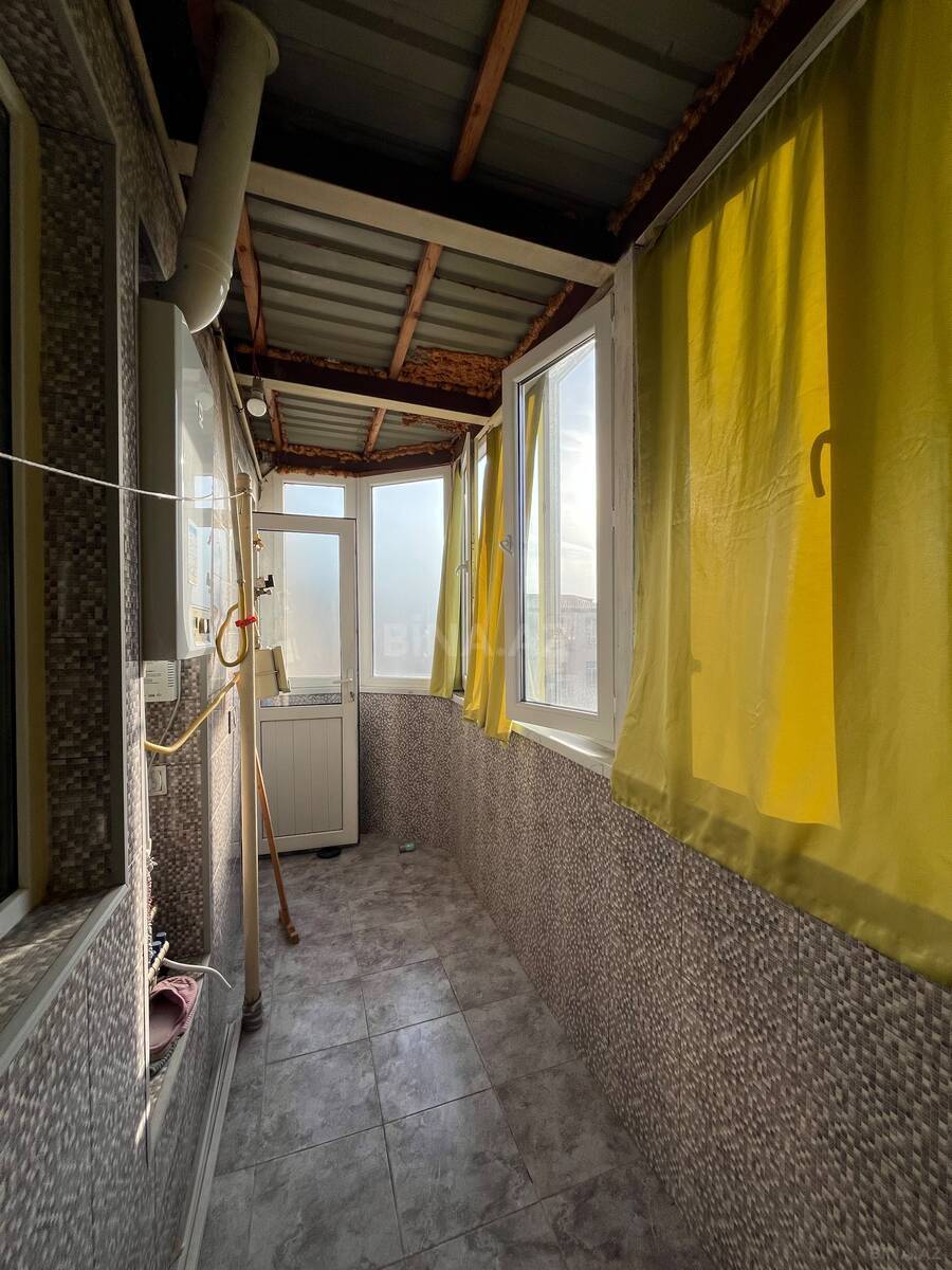 4 otaqlı Yeni tikili, Xırdalan