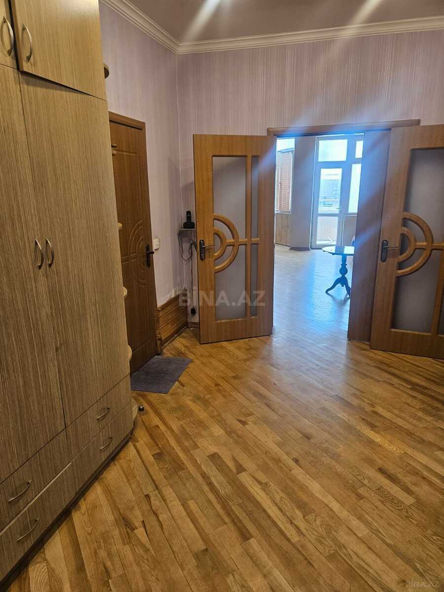 3 otaqlı Yeni tikili, 8 Noyabr m., Bakı