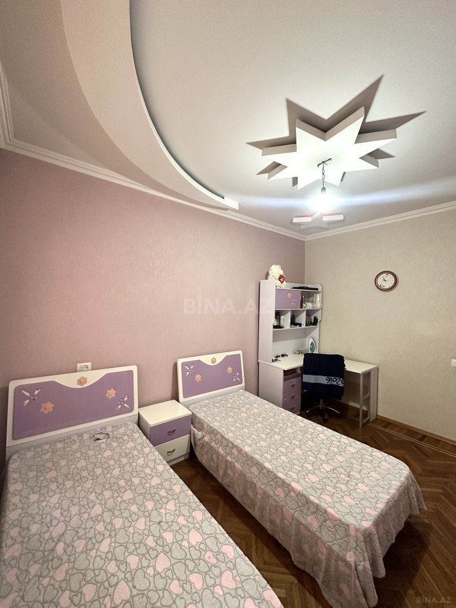 4 otaqlı Köhnə tikili, Həzi Aslanov q., Bakı