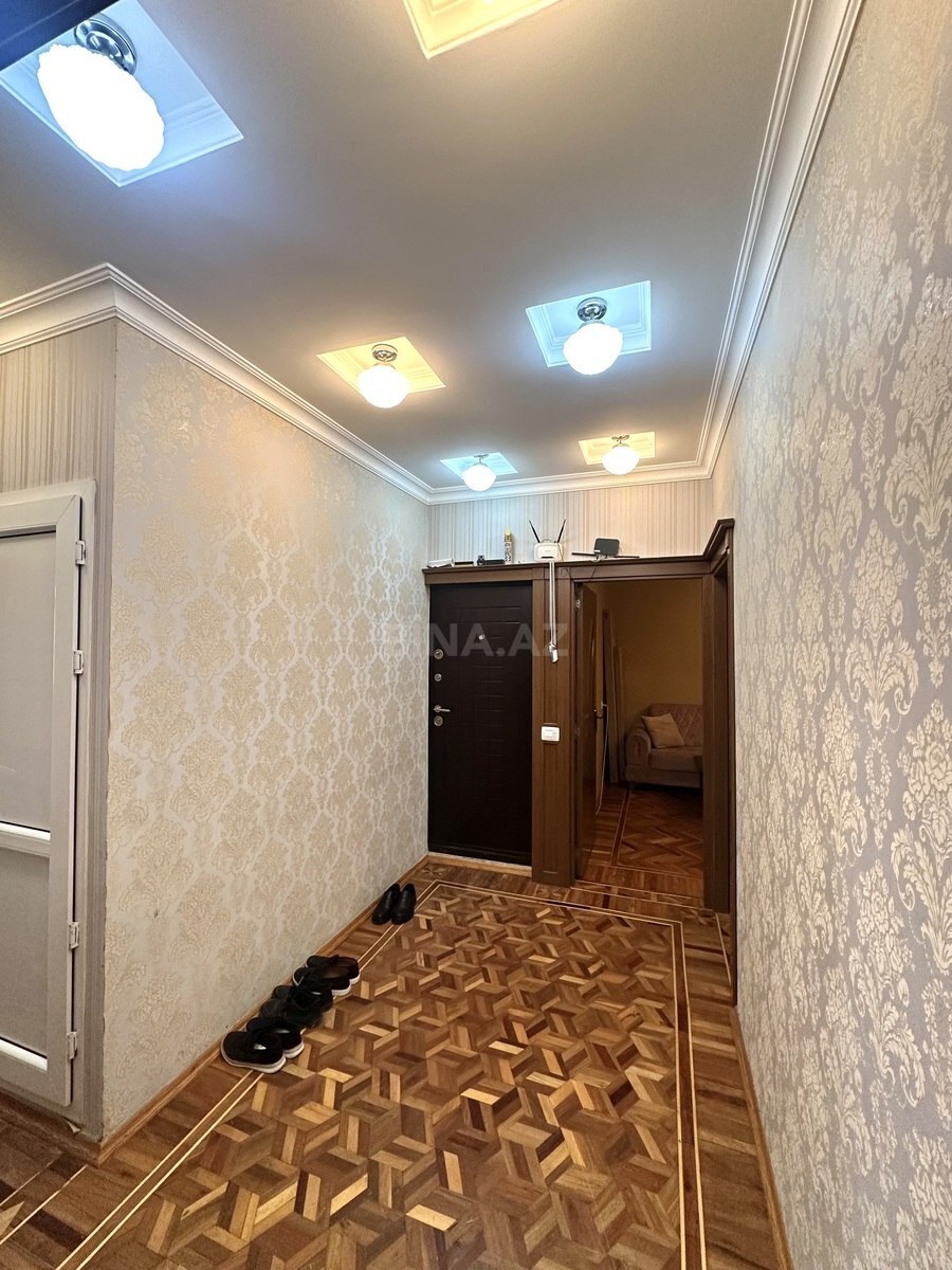 4 otaqlı Köhnə tikili, Həzi Aslanov q., Bakı