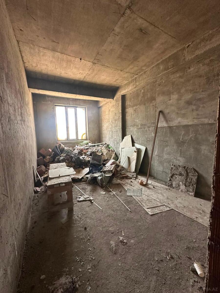 3 otaqlı Yeni tikili, İnşaatçılar m., Bakı
