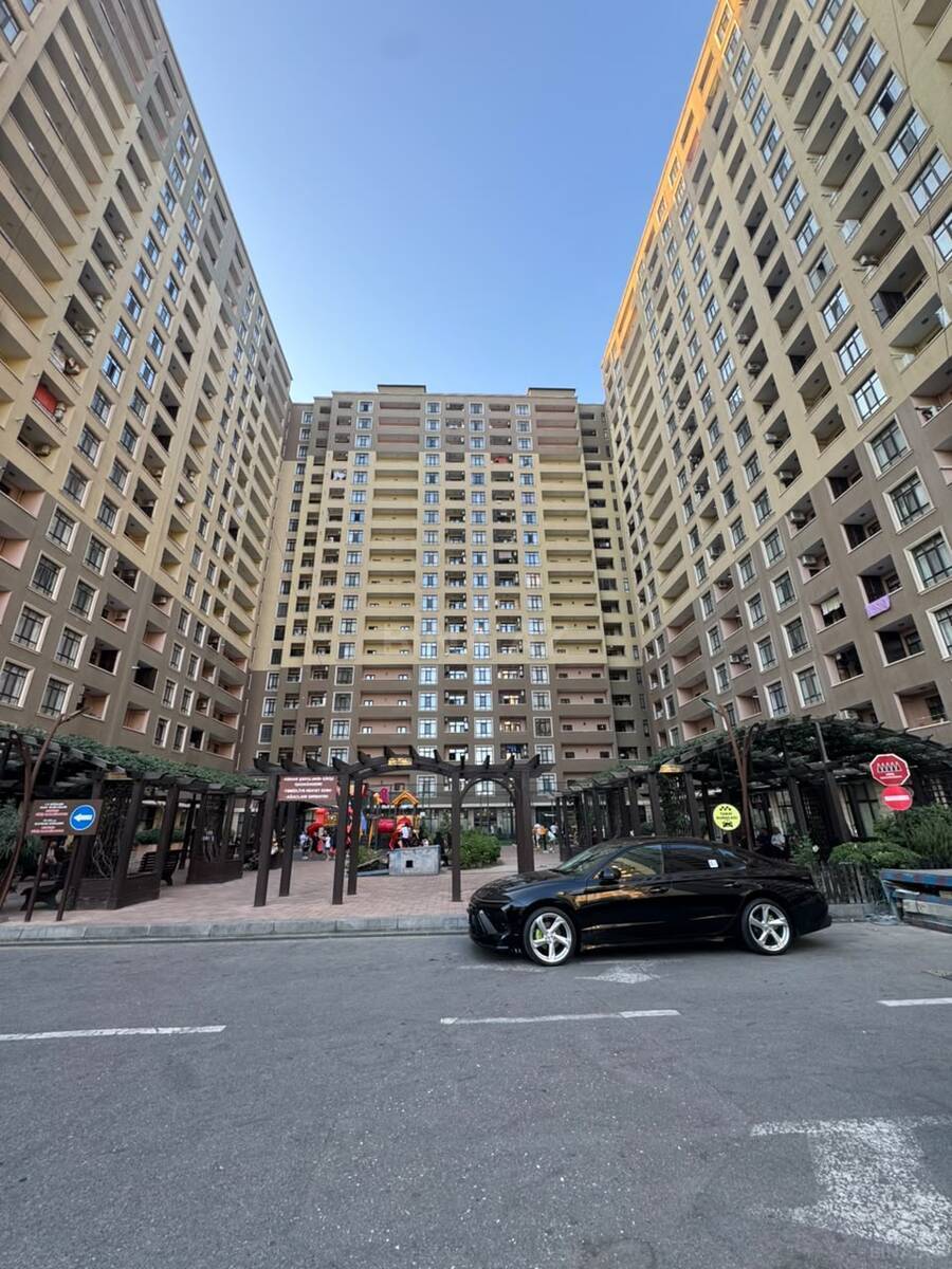 3 otaqlı Yeni tikili, İnşaatçılar m., Bakı