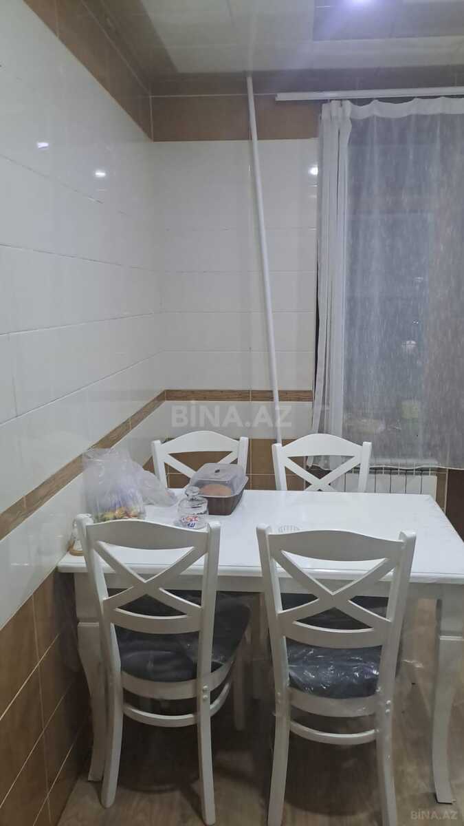 4 otaqlı Köhnə tikili, Əhmədli m., Bakı