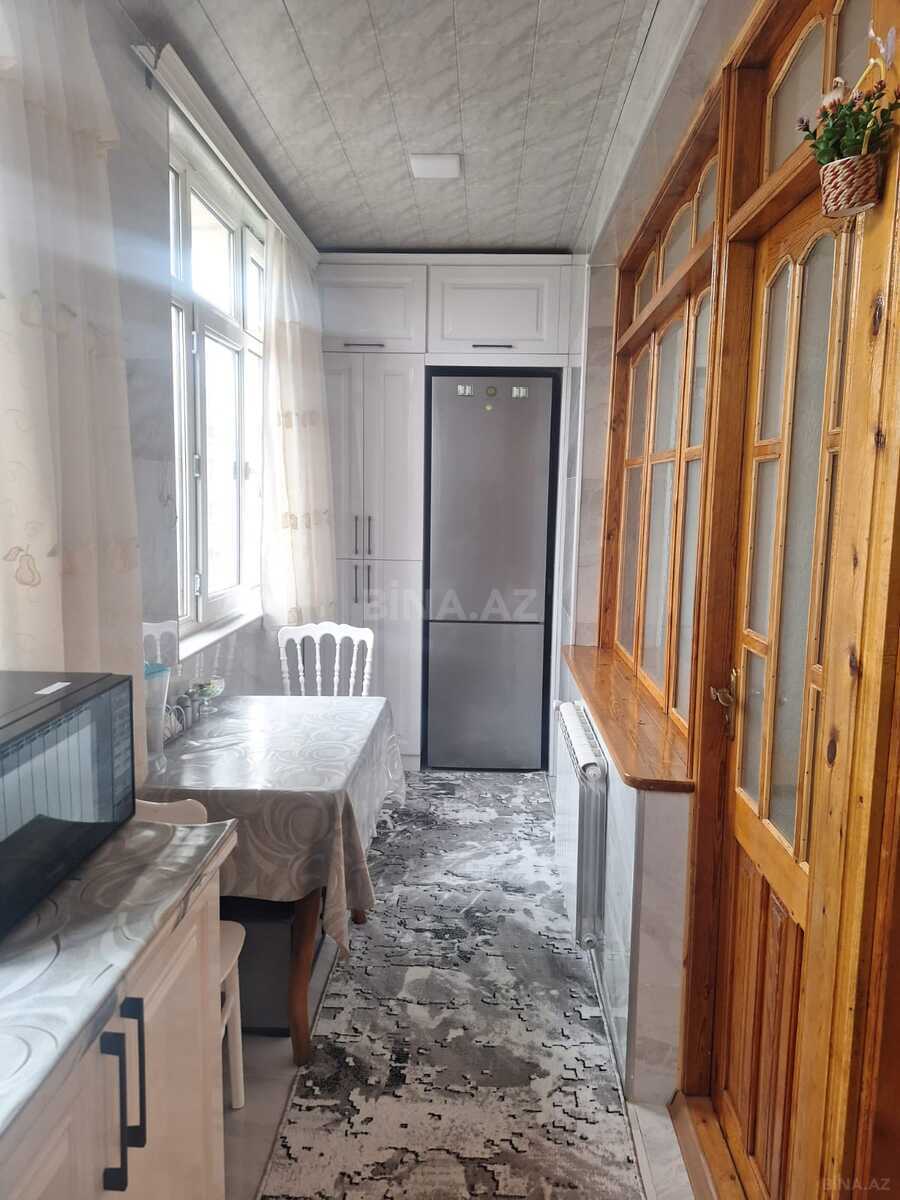 3 otaqlı Köhnə tikili, Əhmədli m., Bakı