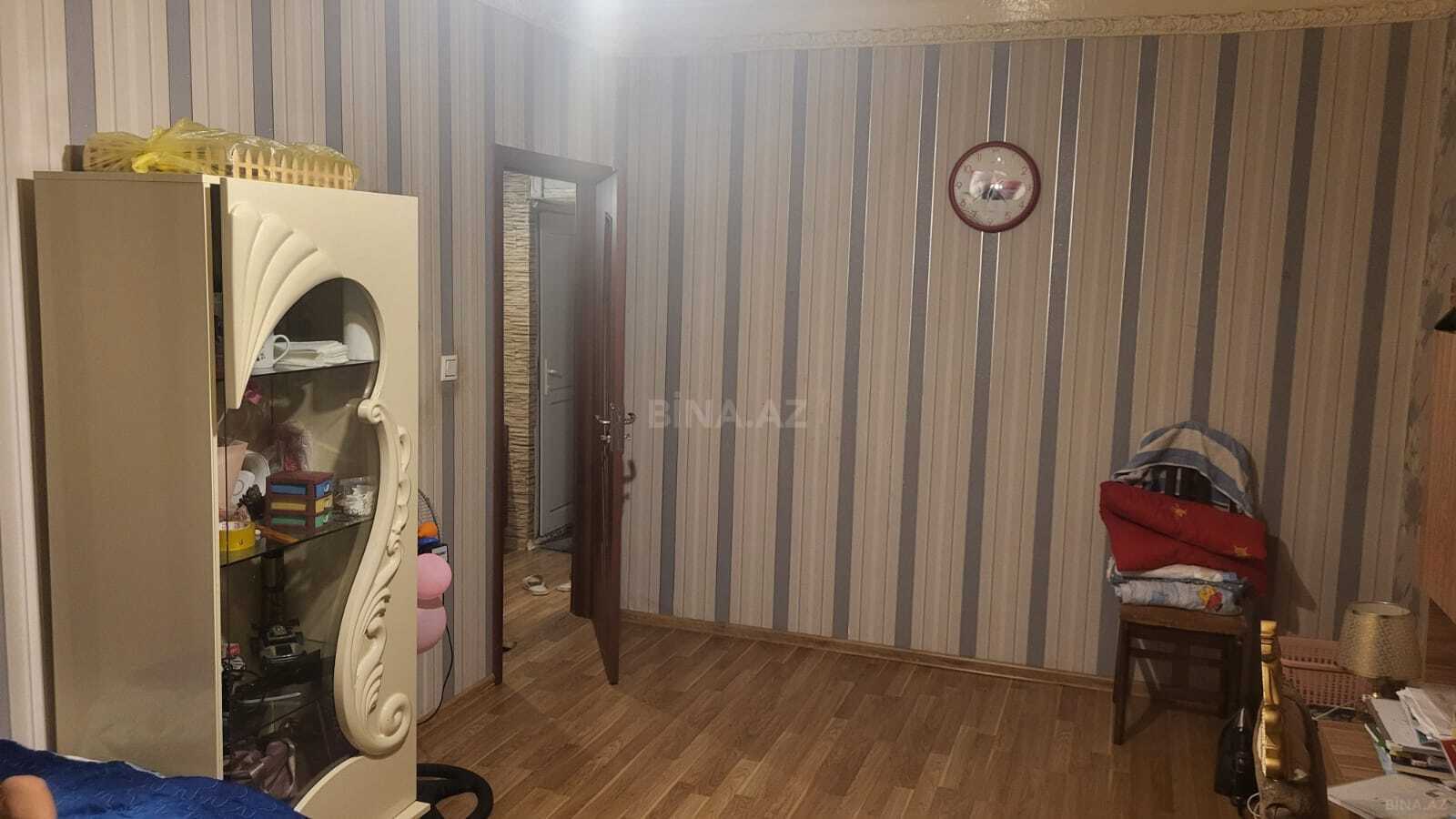 4 otaqlı Köhnə tikili, Əhmədli m., Bakı