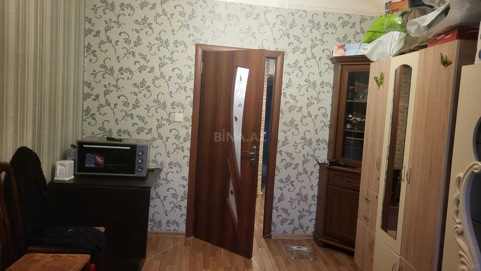 4 otaqlı Köhnə tikili, Əhmədli m., Bakı
