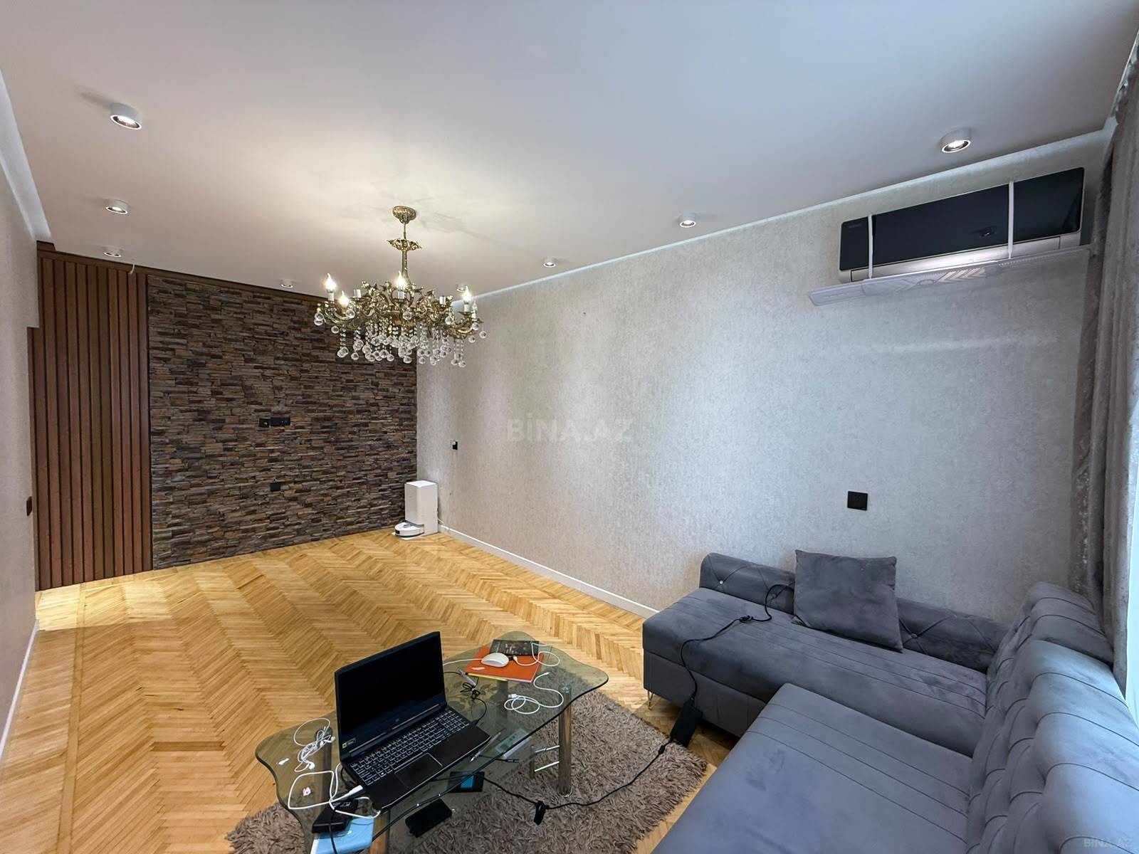 3 otaqlı Köhnə tikili, İnşaatçılar m., Bakı