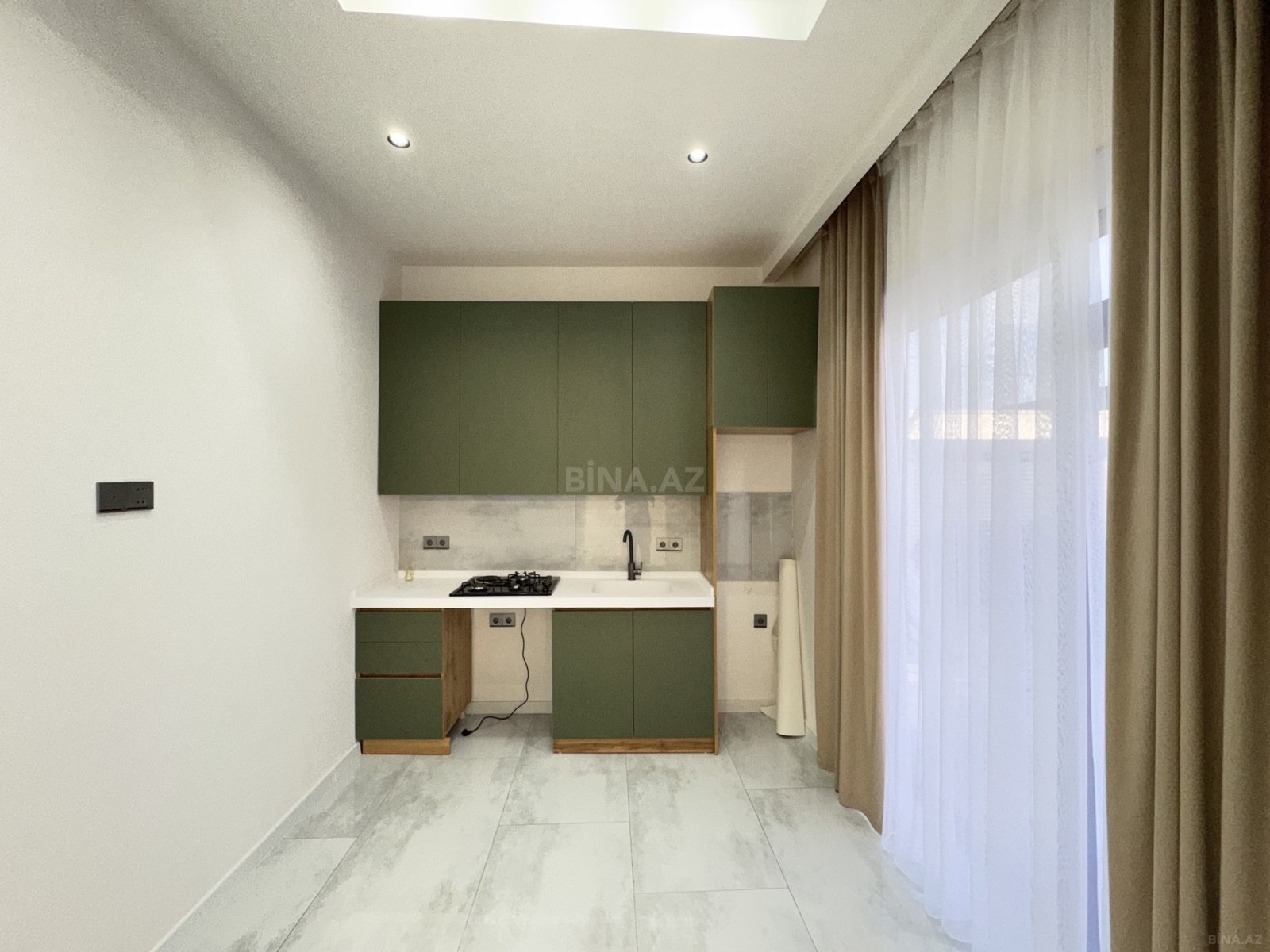 4 otaqlı Həyət evi/Bağ evi, Şüvəlan q., Bakı