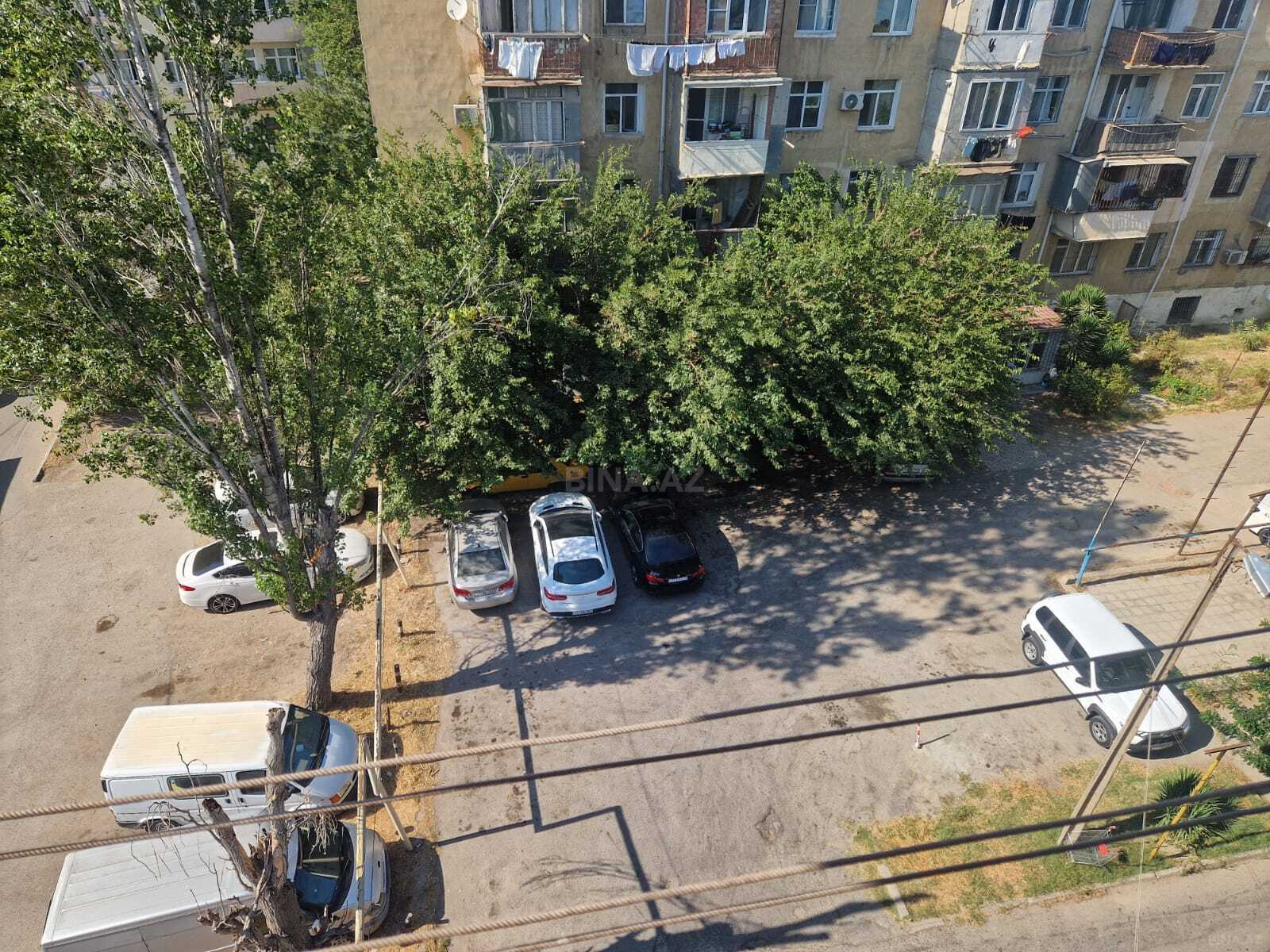 1 otaqlı Köhnə tikili, Neftçilər m., Bakı