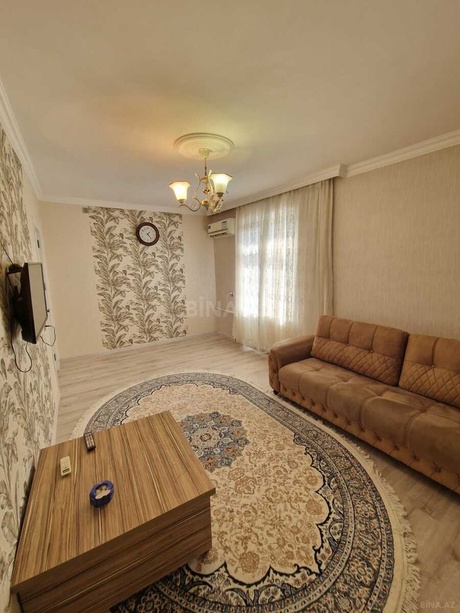 1 otaqlı Köhnə tikili, Neftçilər m., Bakı