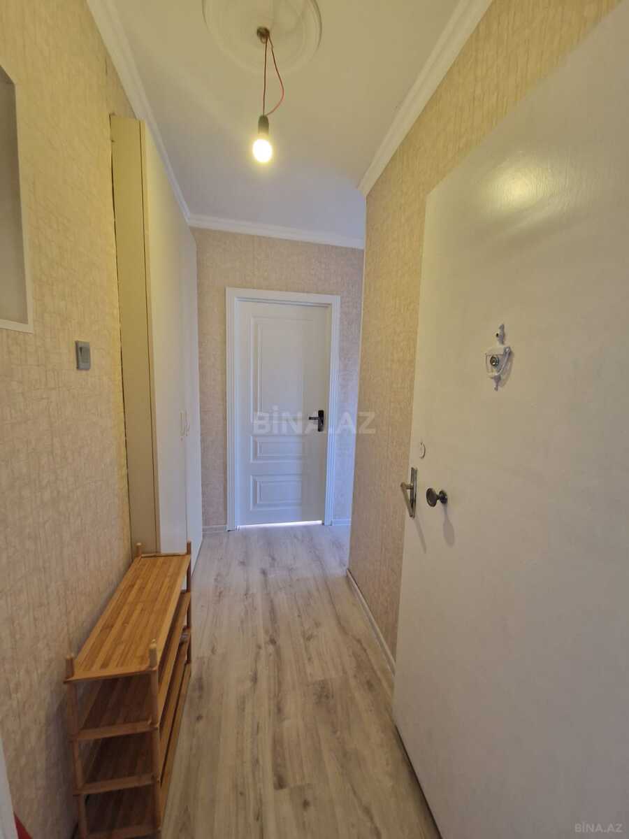 1 otaqlı Köhnə tikili, Neftçilər m., Bakı
