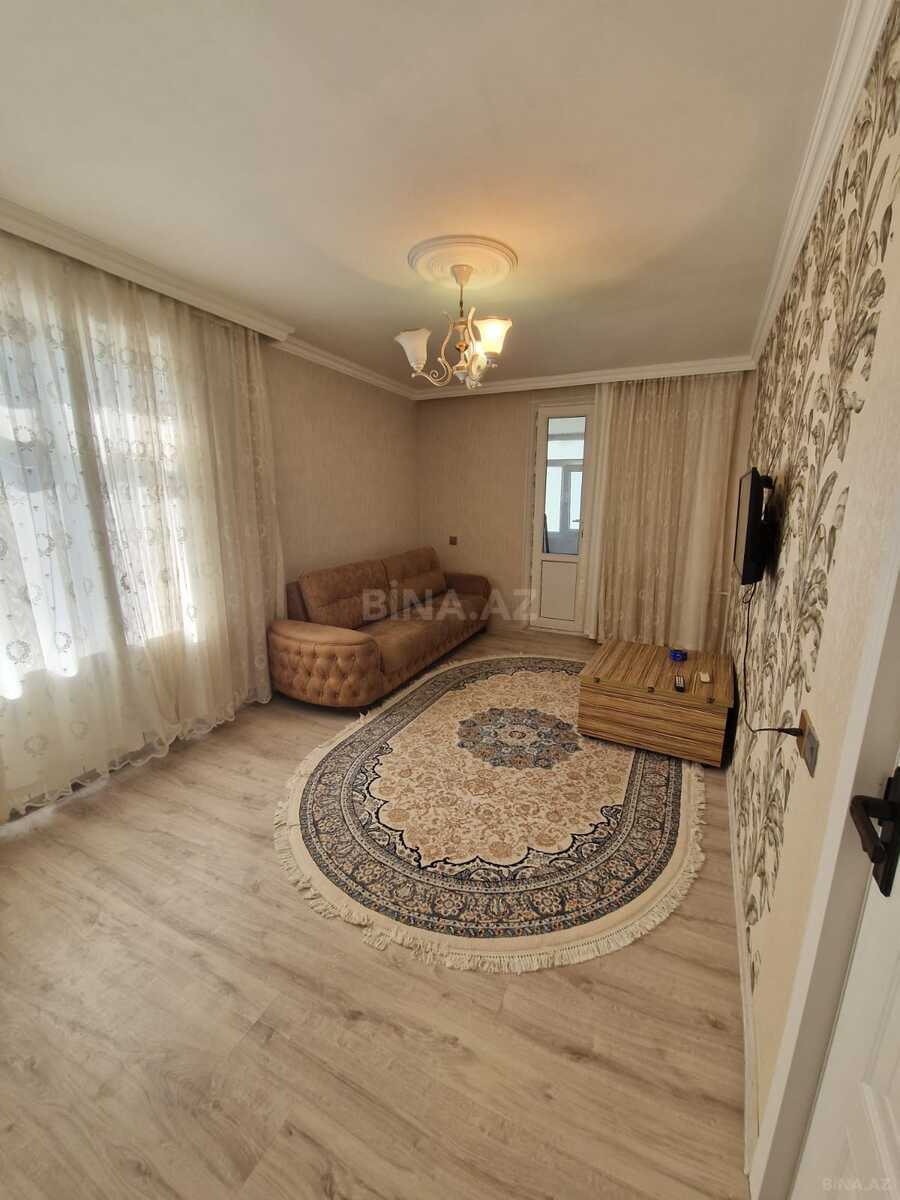 1 otaqlı Köhnə tikili, Neftçilər m., Bakı