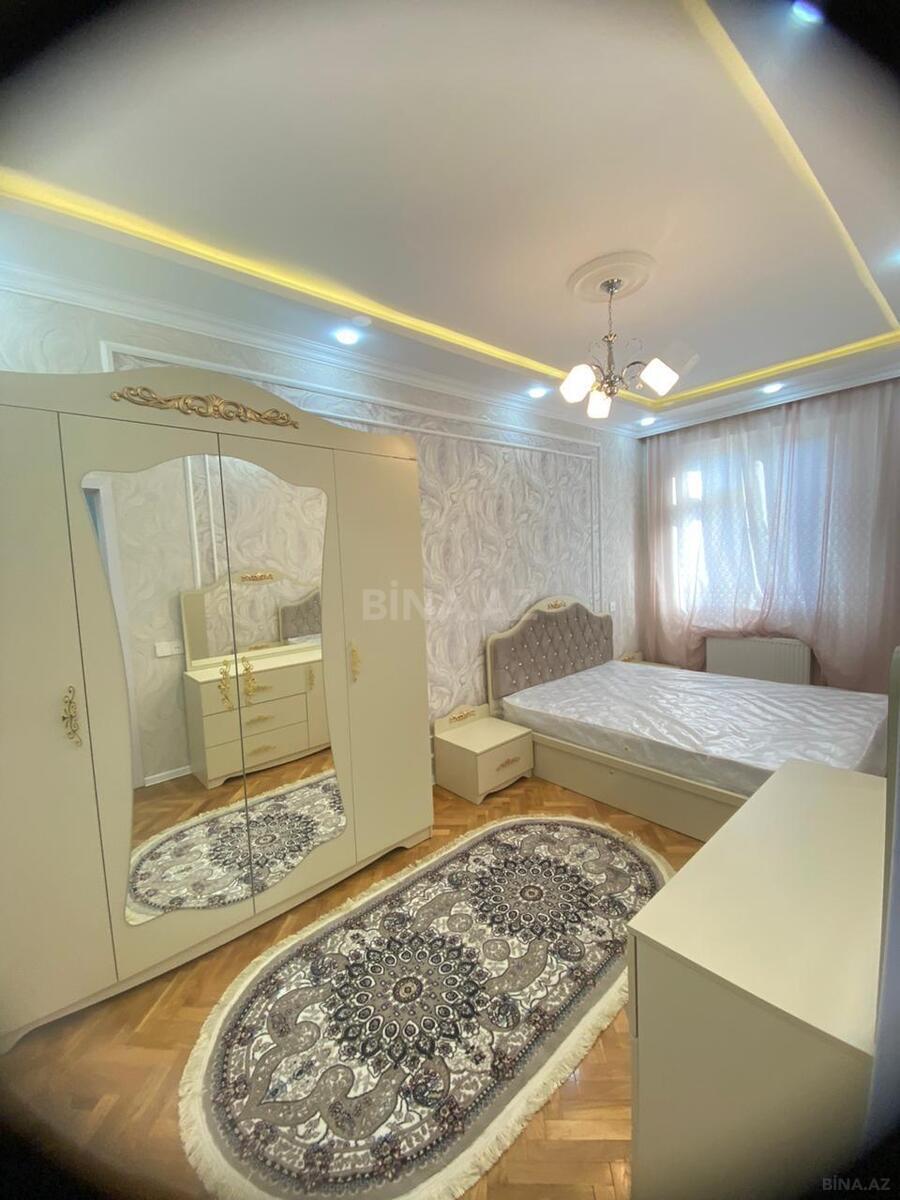 2 otaqlı Köhnə tikili, Memar Əcəmi m., Bakı