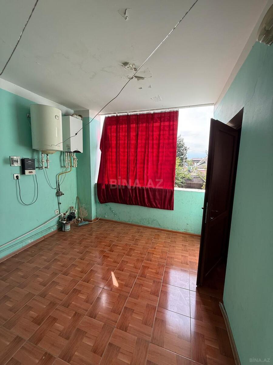 4 otaqlı Köhnə tikili, Qazax