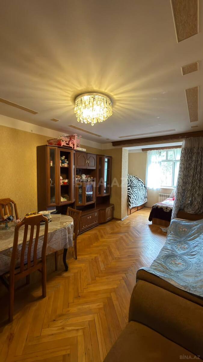 2 otaqlı Köhnə tikili, İnşaatçılar m., Bakı