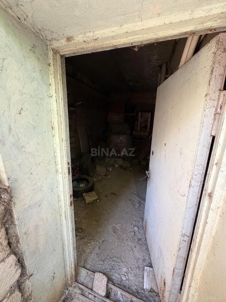 3 otaqlı Köhnə tikili, Həzi Aslanov m., Bakı