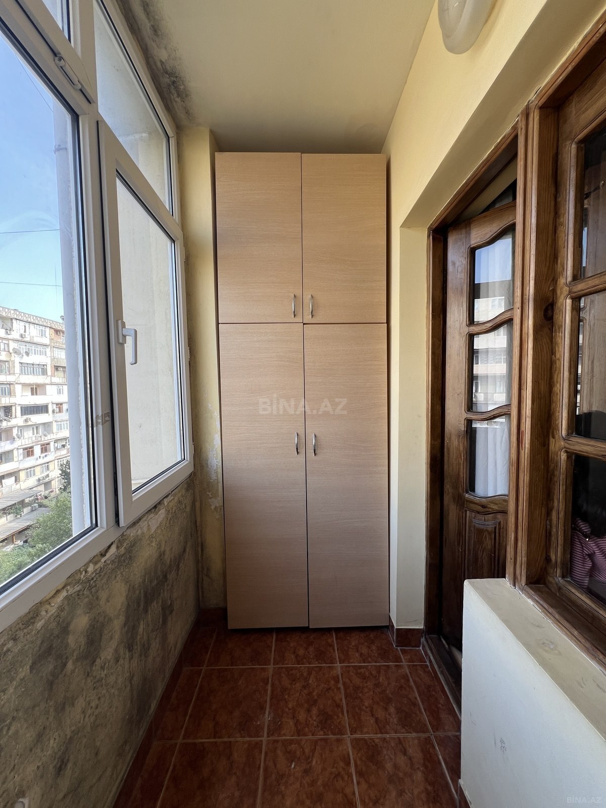 2 otaqlı Köhnə tikili, Xalqlar Dostluğu m., Bakı