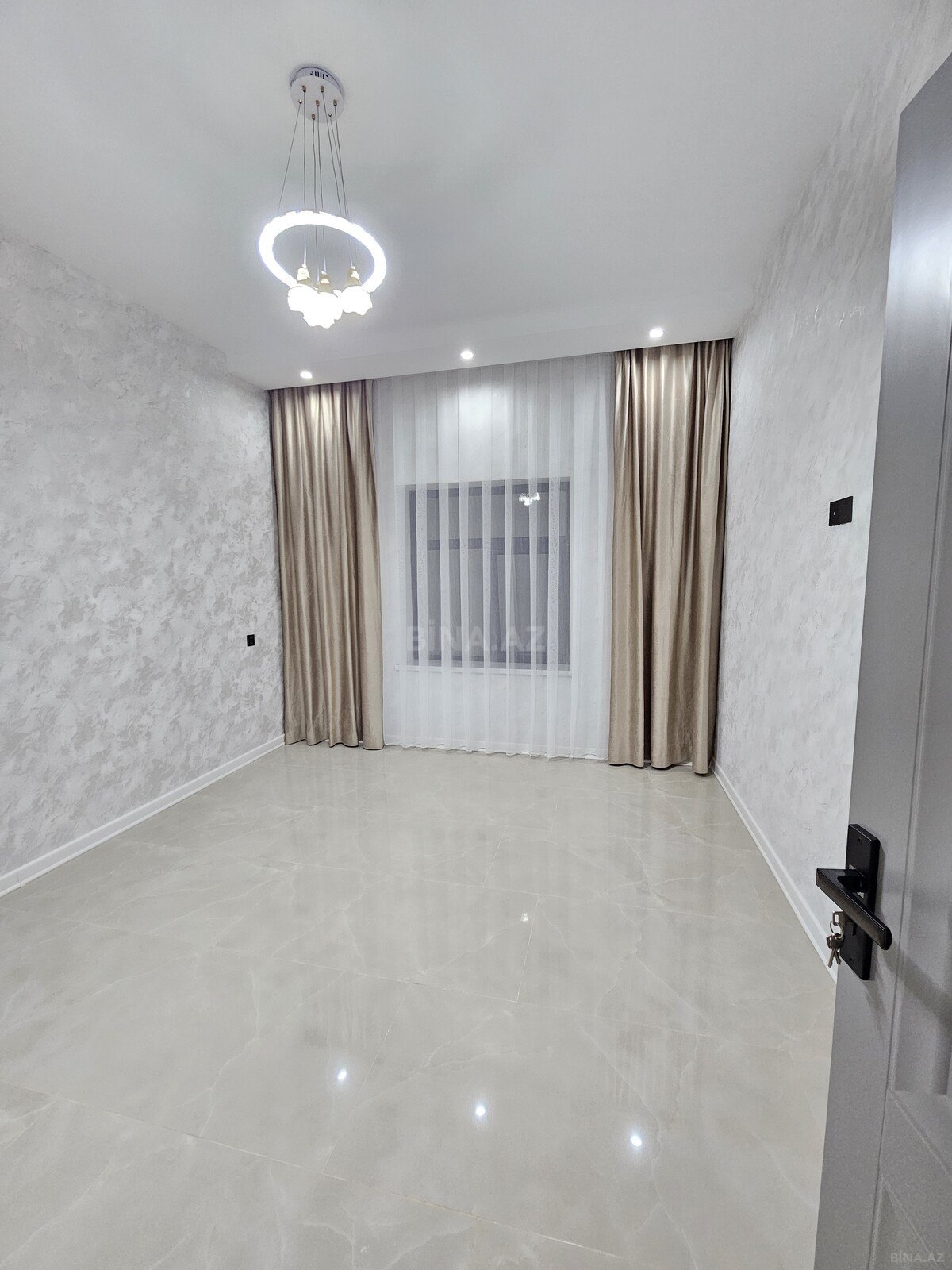 4 otaqlı Həyət evi/Bağ evi, Şüvəlan q., Bakı