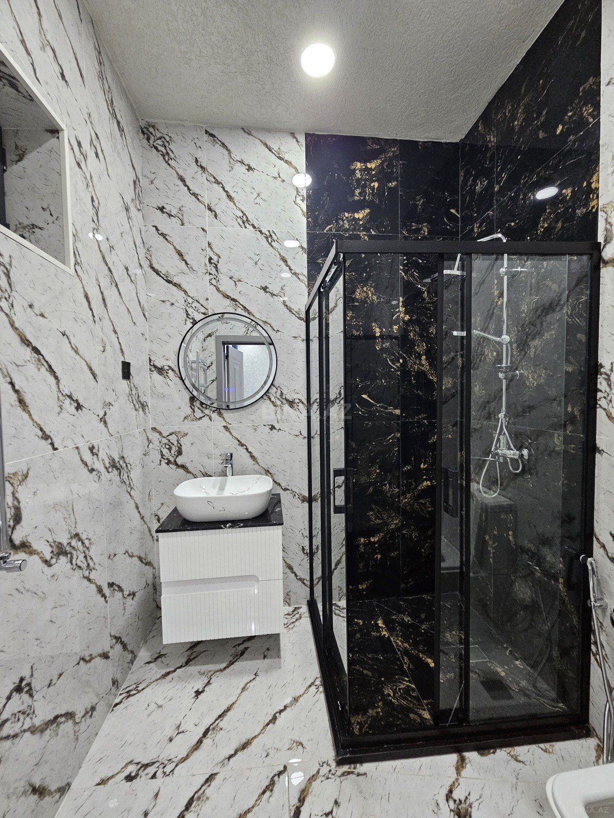 4 otaqlı Həyət evi/Bağ evi, Şüvəlan q., Bakı